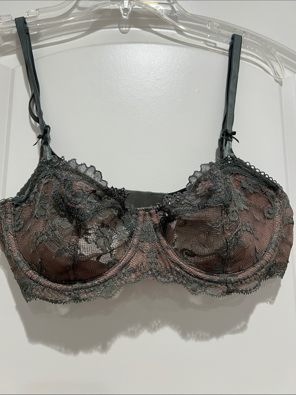 NWOT Victoria's Secret Dream Angels Green Sheer Lace Underwire Bra 34C